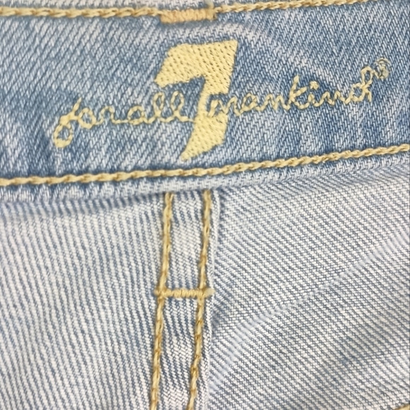 NWT 7 For All Mankind Jean Shorts Patch Pocket Size 32  💙 $128 - Picture 7 of 8
